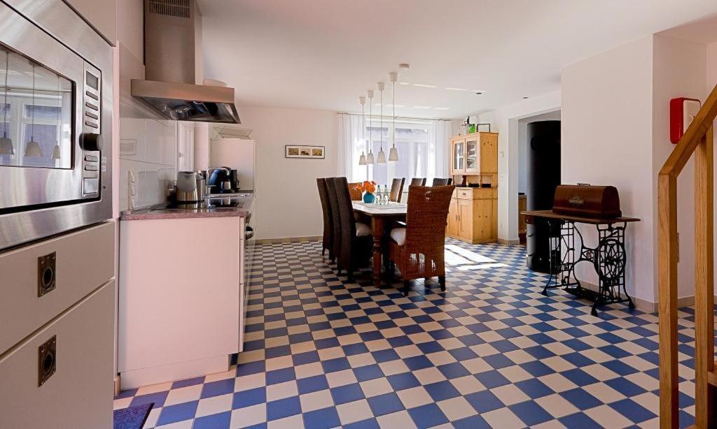 Kapitaenshaus - Kajuete Villa Ahrenshoop Kültér fotó